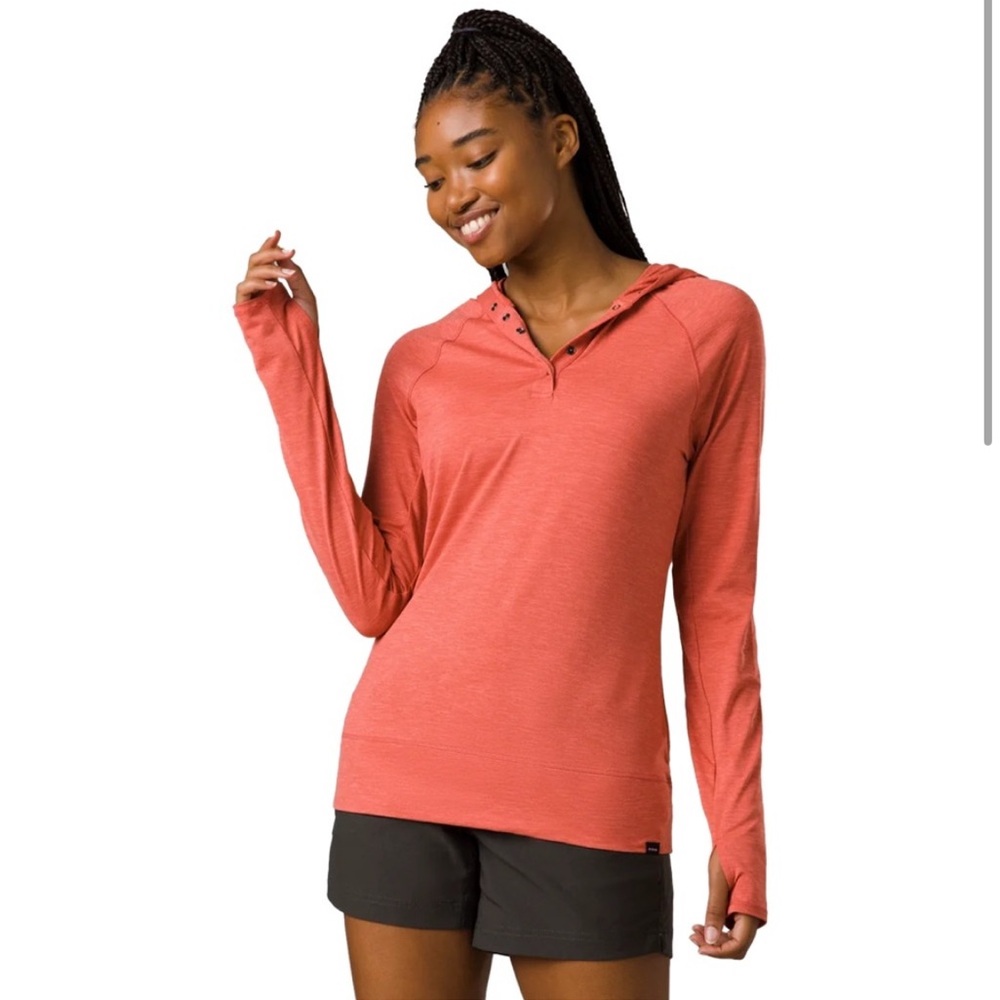 Prana Sol Protect Hoodie Lightweight Stretch, Coral, Size Small